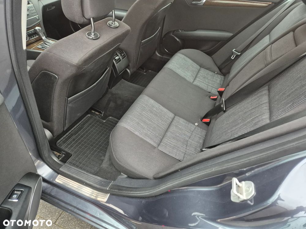 Mercedes-Benz Klasa C - 15