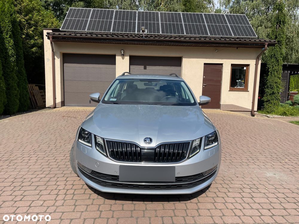 Skoda Octavia 2.0 TDI SCR Style DSG - 1