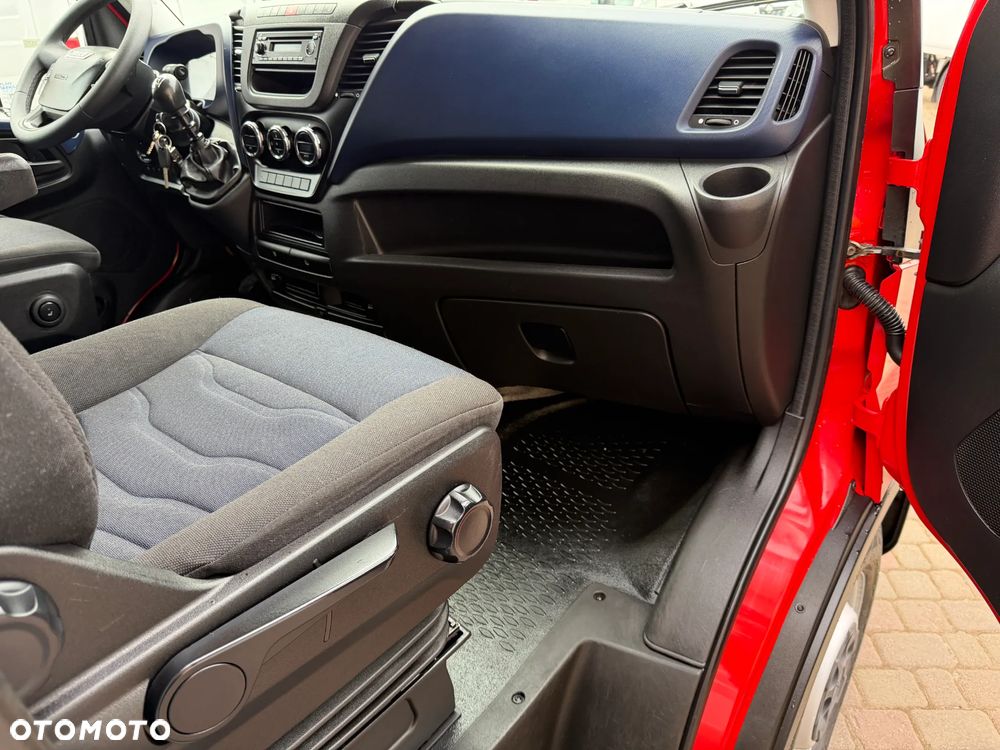 Iveco Daily 3,0 Doka Brygadówka - 17