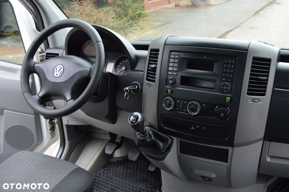 Volkswagen CRAFTER - 14