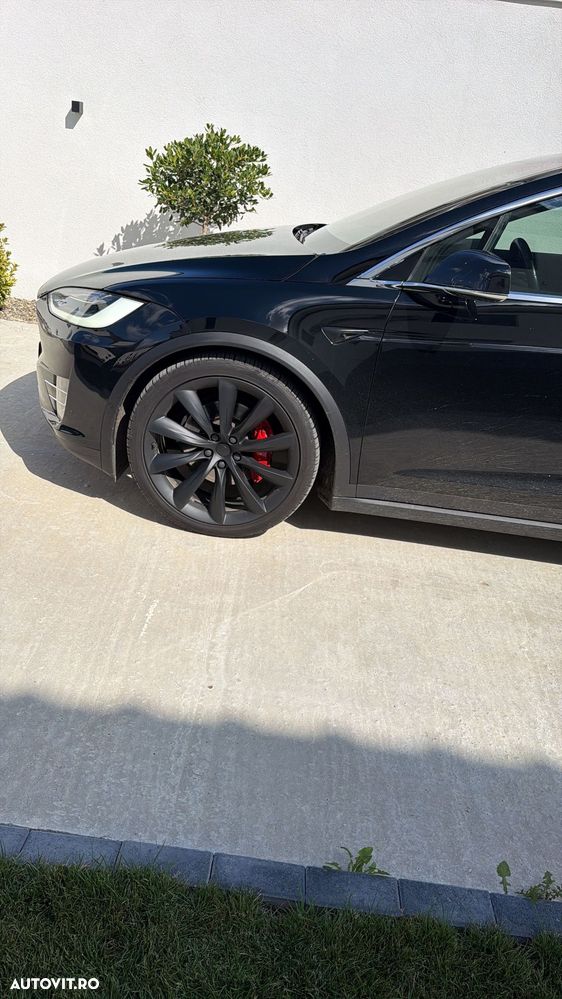 Tesla Model X Ludicrous Performance - 9
