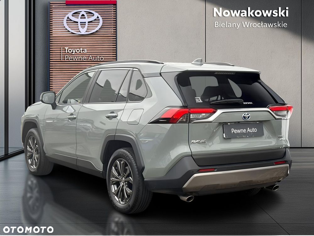 Toyota RAV4 - 2