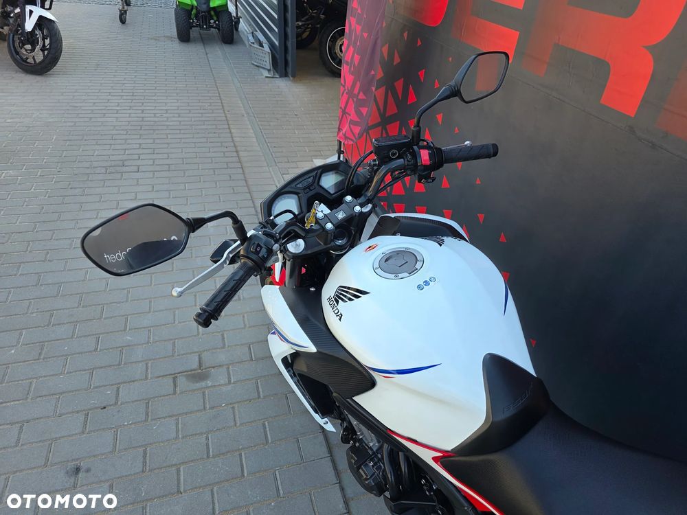 Honda CB - 24