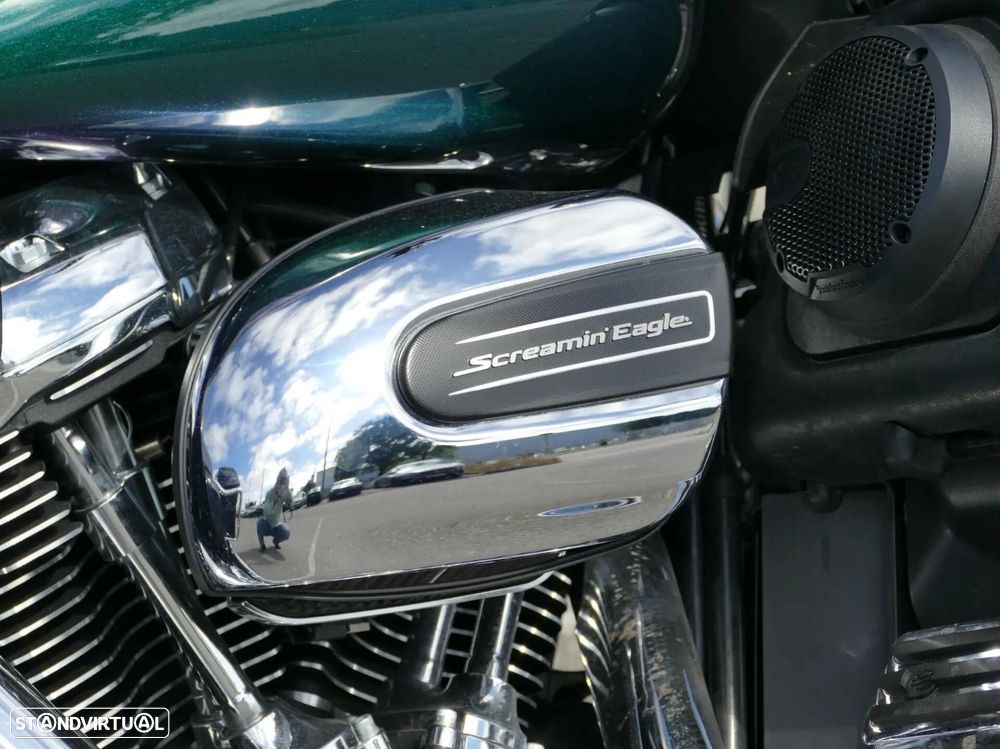 Harley-Davidson FL - 27