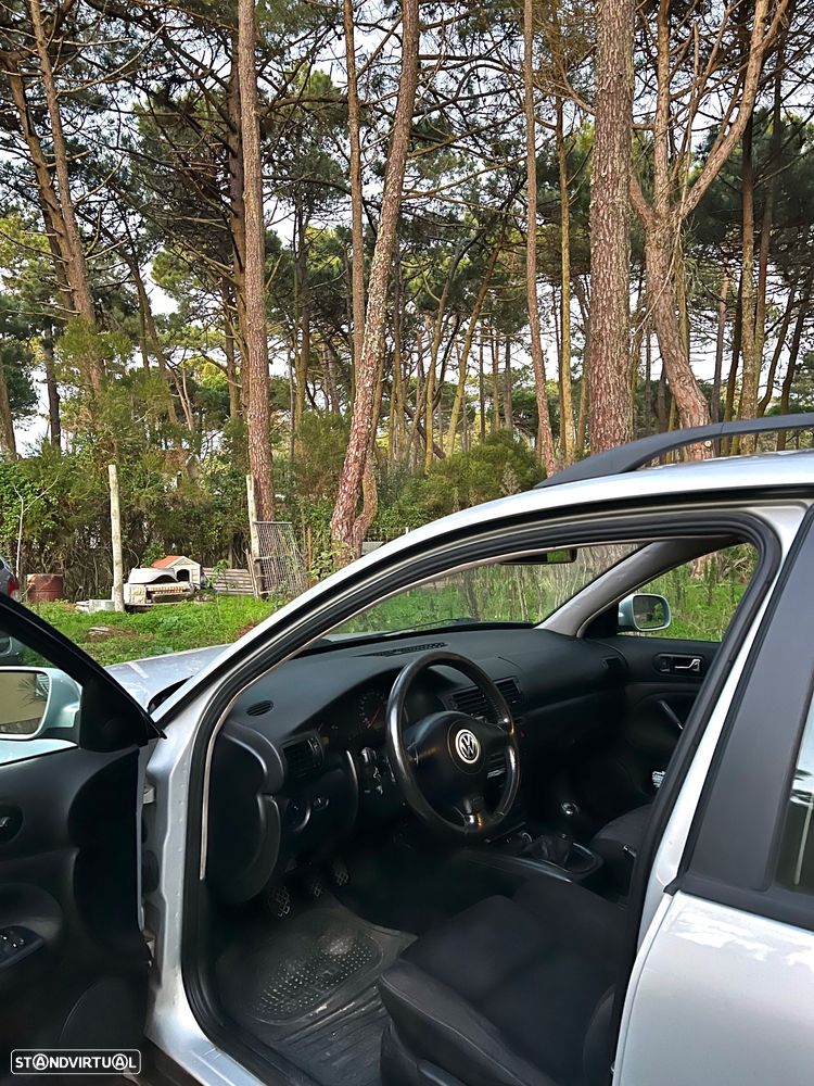 VW Passat Variant - 10