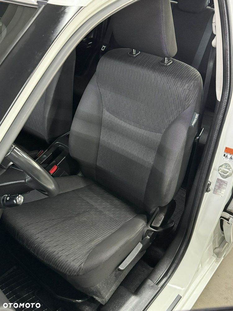 Suzuki Baleno - 12