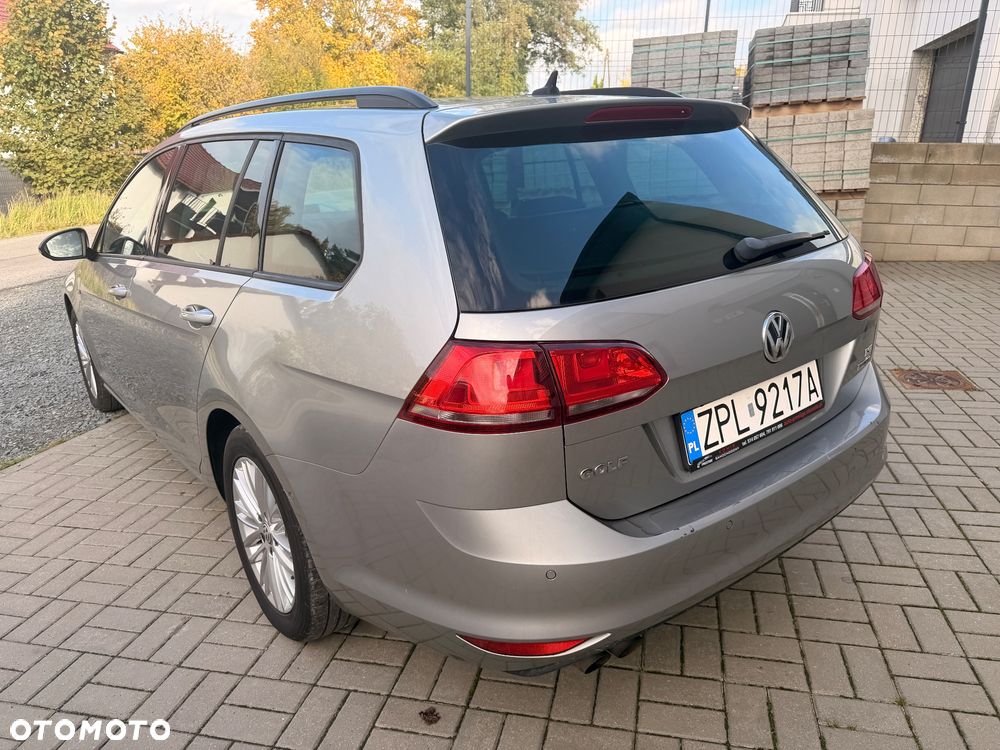 Volkswagen Golf 1.4 TSI BlueMotion Technology Cup - 11
