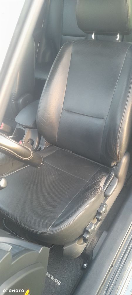 Kia Sportage 2.0 CRDI DPF EX - 12