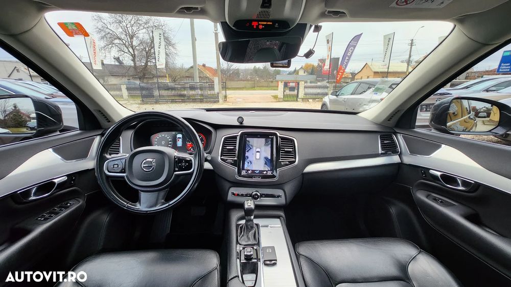 Volvo XC 90 D5 AWD Geartronic Momentum - 20