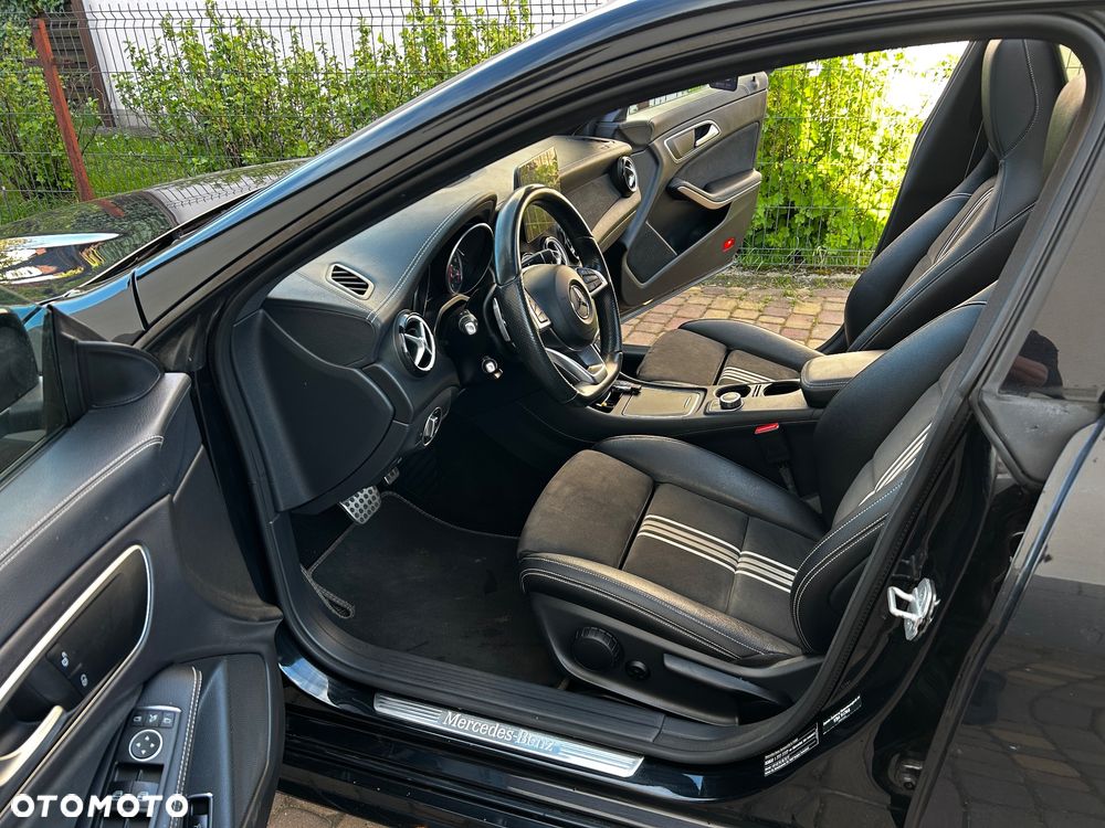 Mercedes-Benz CLA 220 d 7G-DCT Peak Edition - 11