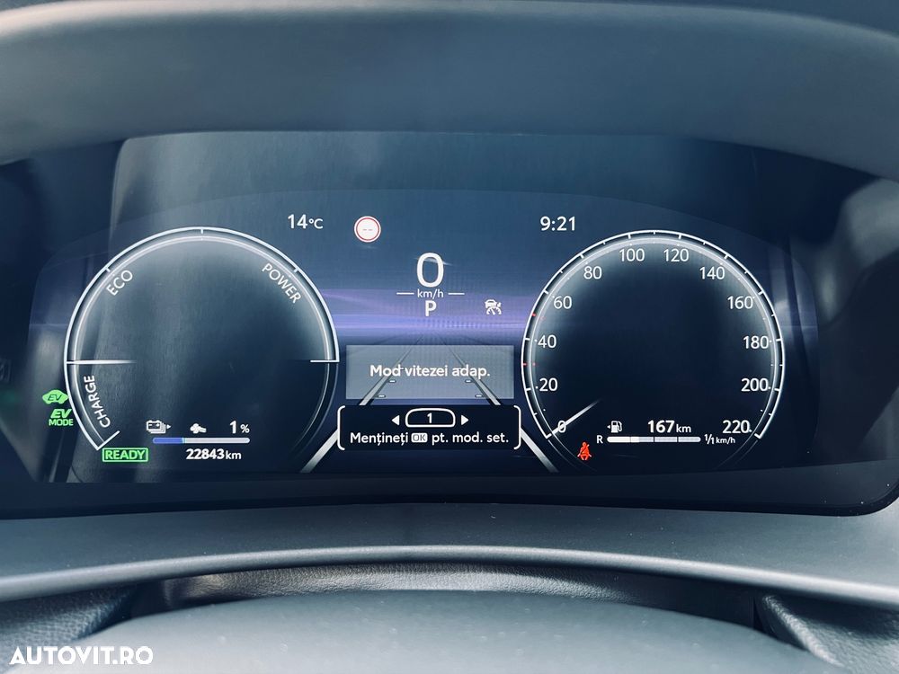 Toyota C-HR 2.0 PHEV 223 CP 4x2 CVT Dynamic - 9