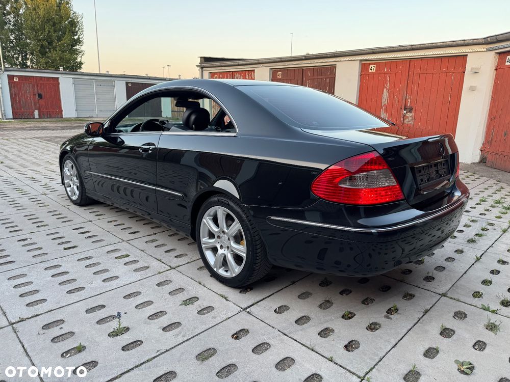 Mercedes-Benz CLK - 2