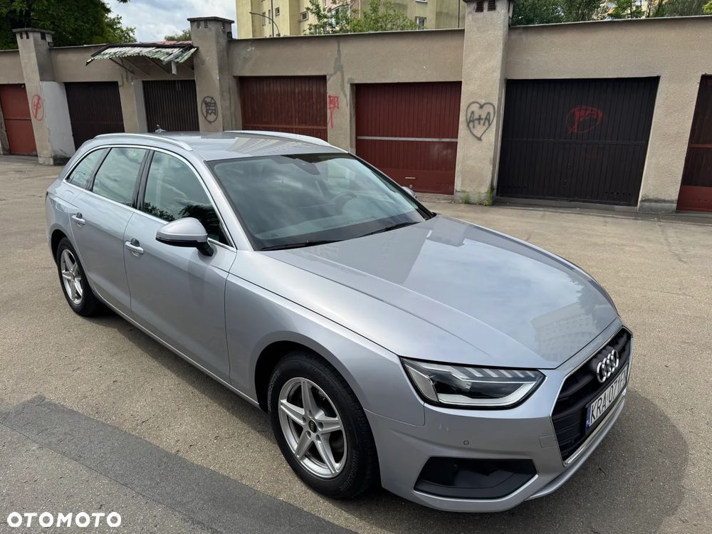 Audi A4 Avant - 4