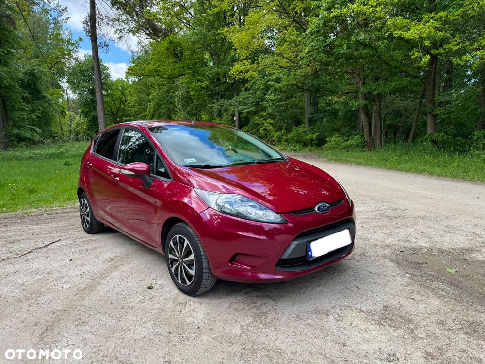 Ford Fiesta 1.25 Celebration - 3