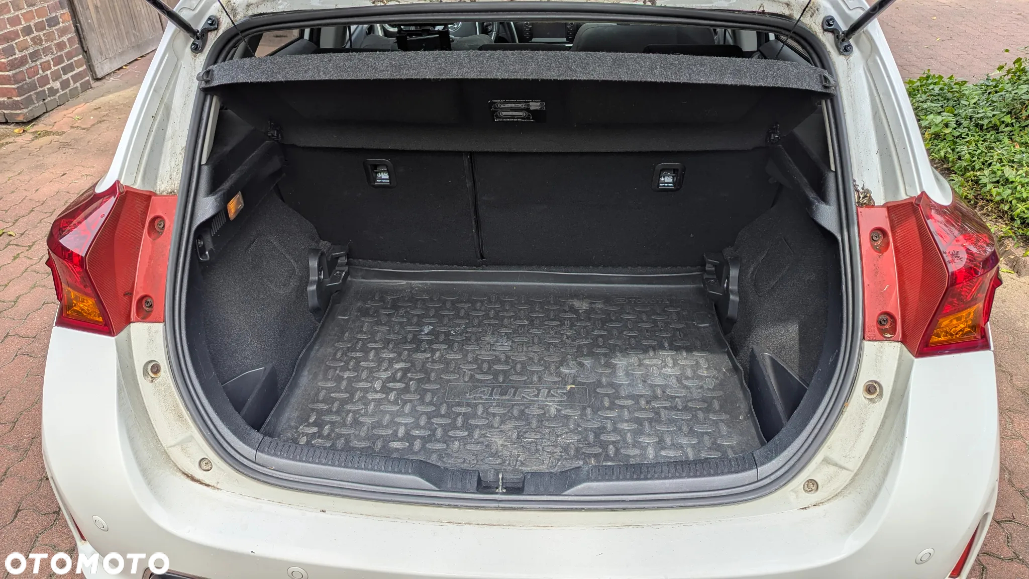 Toyota Auris 1.6 Premium Comfort - 7