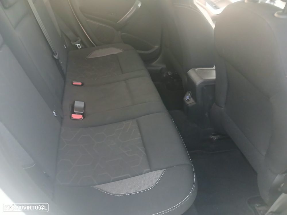 Peugeot 2008 1.2 PureTech Style - 13