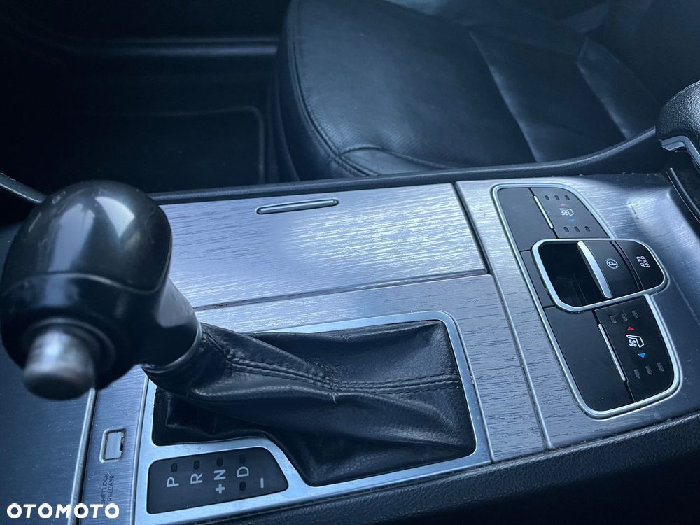 Kia Cadenza - 23