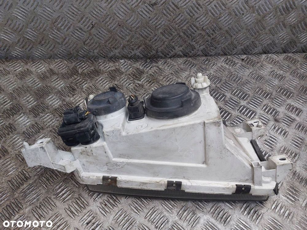 LAMPA LEWY PRZÓD SKODA OCTAVIA I HELLA - 4