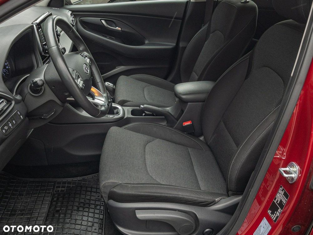 Hyundai i30 - 21