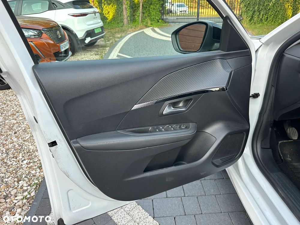 Peugeot 208 1.2 T Allure S&S - 15