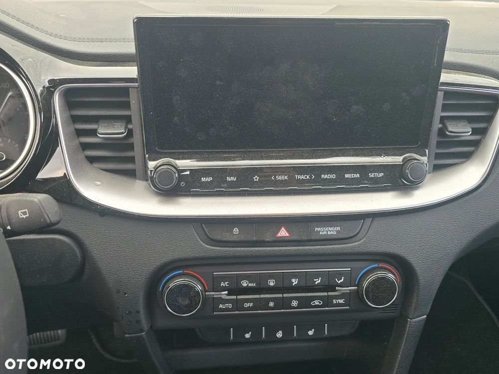 Kia XCeed 1.6 T-GDI OPF DCT7 Platinum - 10