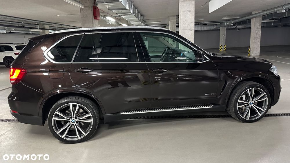 BMW X5 xDrive50i - 22