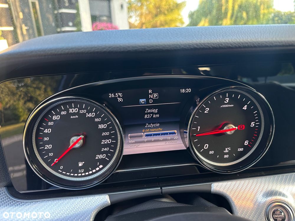 Mercedes-Benz Klasa E 200 d 9G-TRONIC - 23