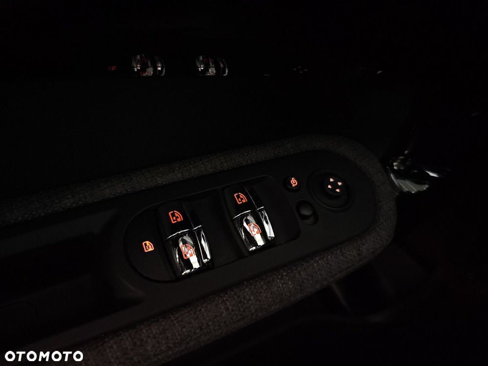 MINI Countryman Cooper Classic Trim - 30