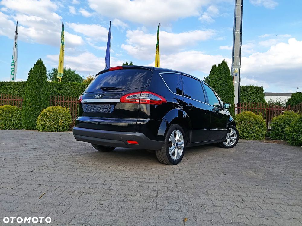 Ford S-Max 2.0 TDCi DPF Titanium X - 19