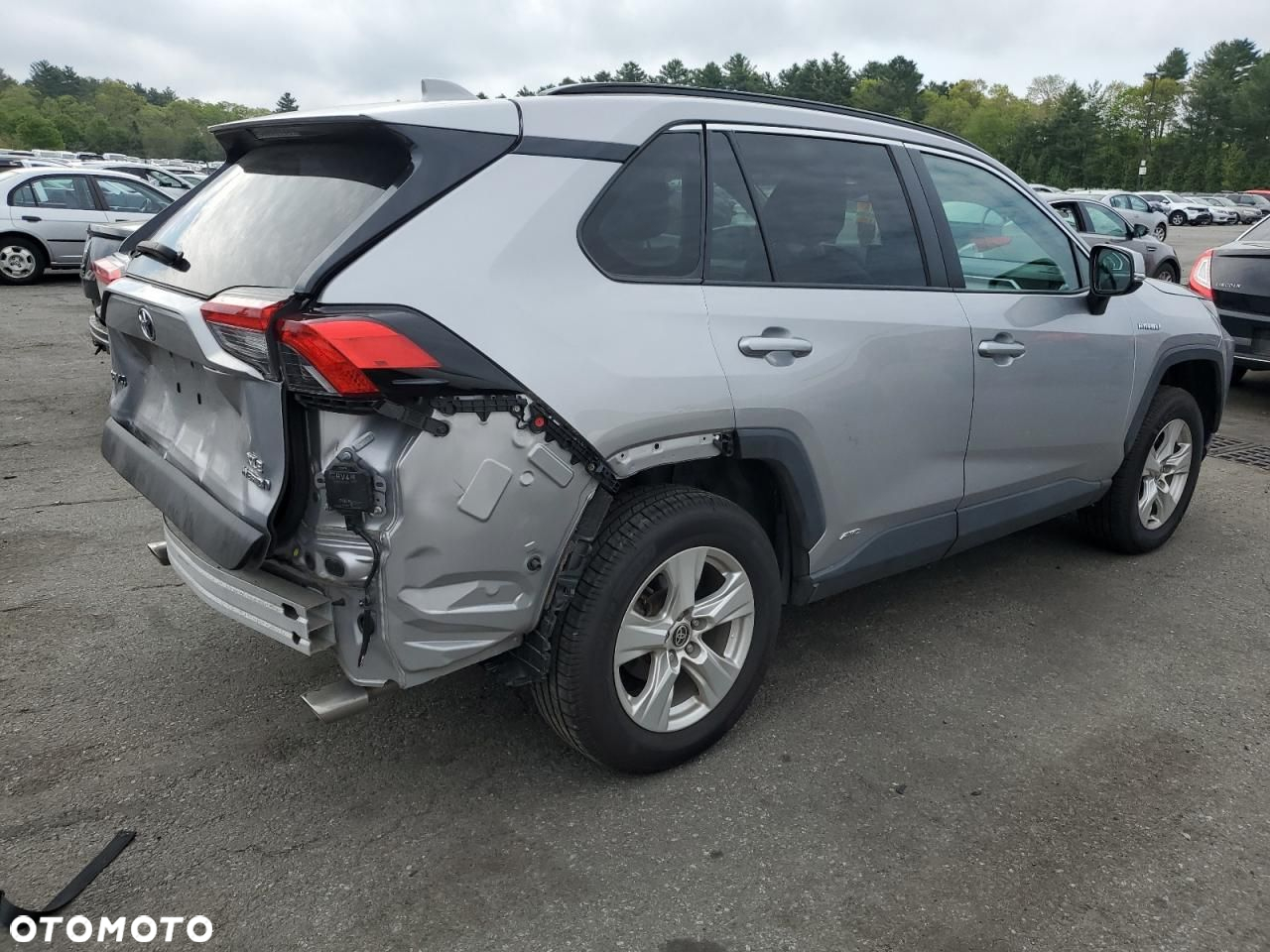 Toyota RAV4 - 4