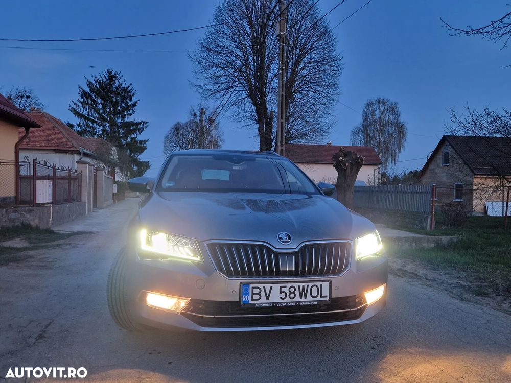 Skoda Superb 2.0 TDI DSG 4X4 Ambition - 5
