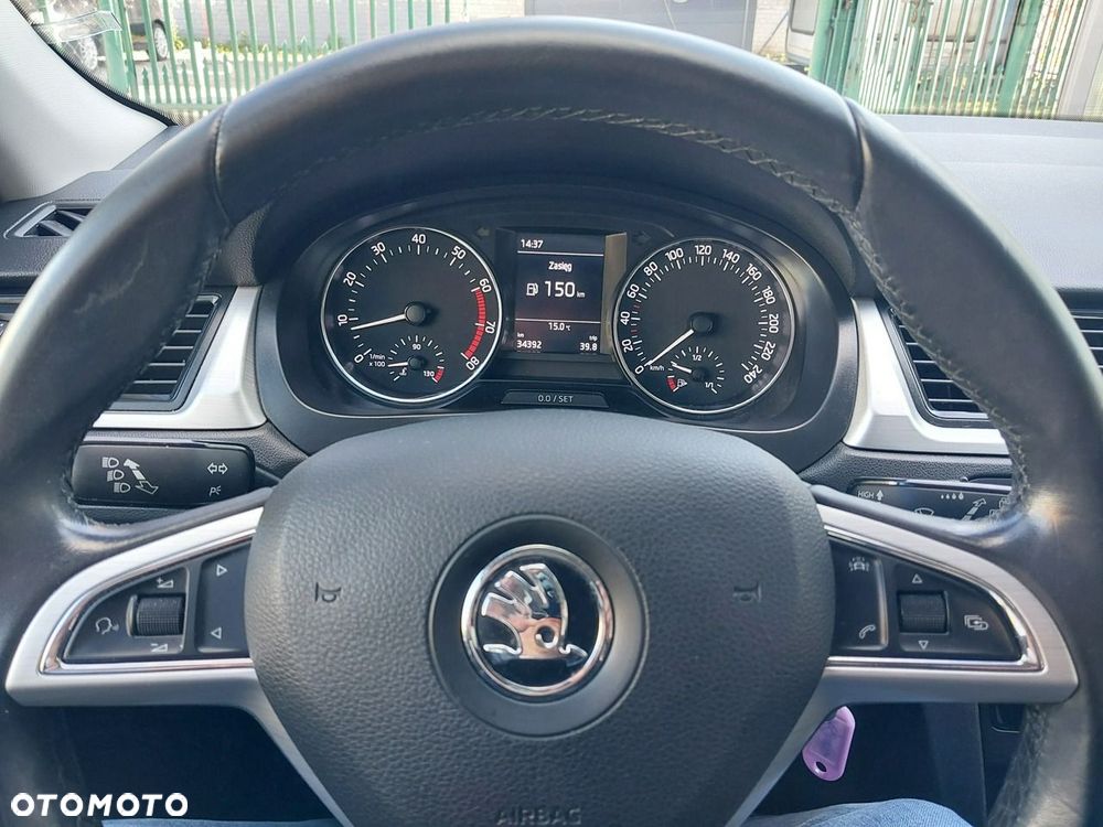 Skoda RAPID 1.2 TSI Ambition - 21