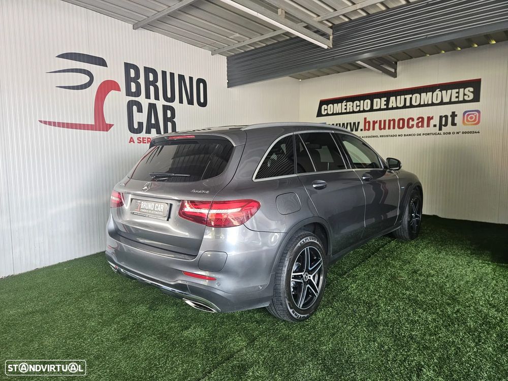 Mercedes-Benz GLC 300 e 4Matic 9G-TRONIC AMG Line - 7