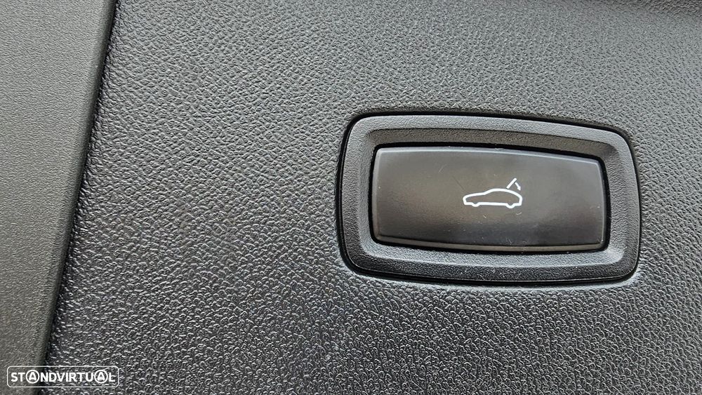 Porsche Cayenne Coupé E-Hybrid Tiptronic S - 38