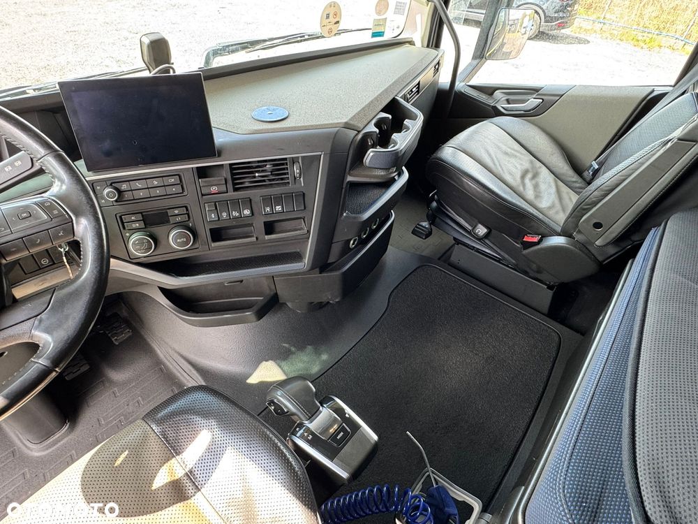 Volvo FH 500 / XXL / Automat / Full Spoiler / TV / I COOL Park / Skóry / Złoty Kontrakt / z Francji - 27