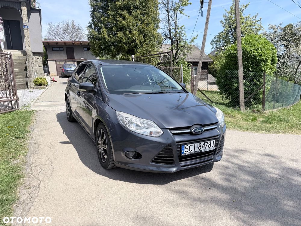 Ford Focus 1.6 TDCi DPF Start-Stopp-System Ambiente - 2