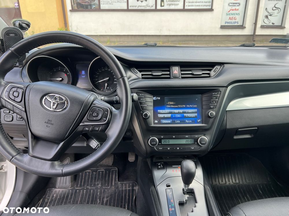 Toyota Avensis 1.8 Prestige MS - 7