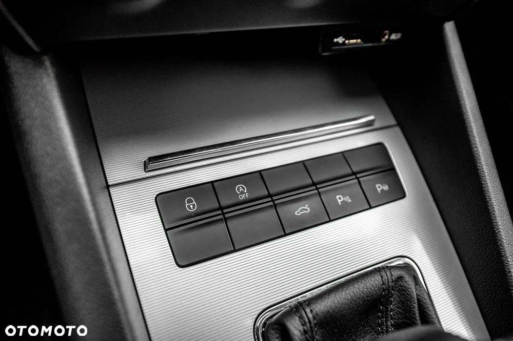 Skoda Octavia 1.8 TSI (Green tec) DSG Style - 32