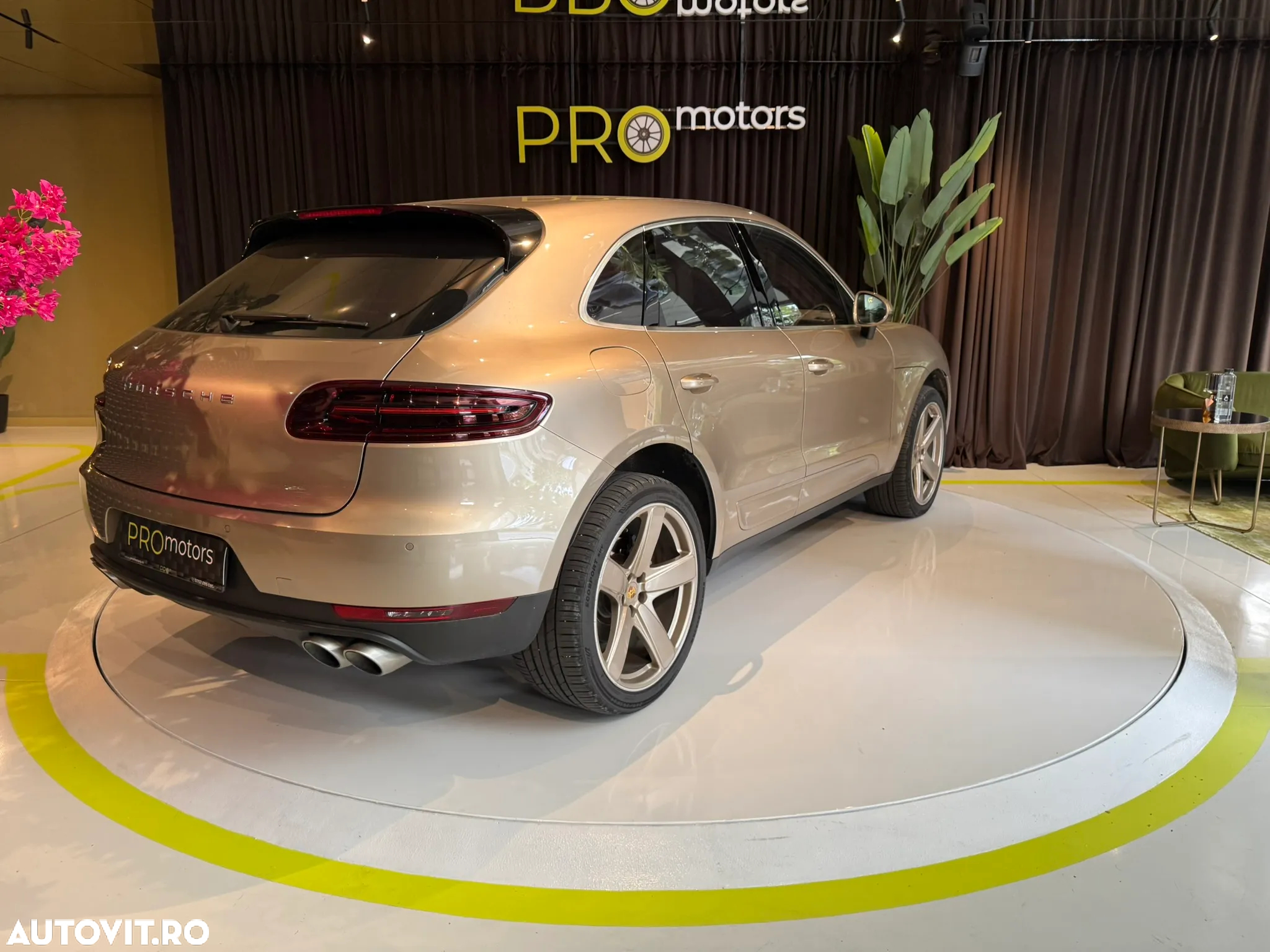 Porsche Macan 3.0 PDK S - 3