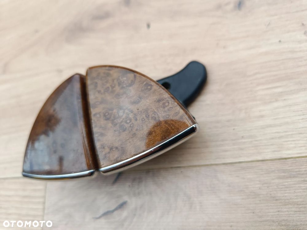 MERCEDES W211 UCHWYT ZAMEK PODŁOKIETNIKA ELEGANCE - 2