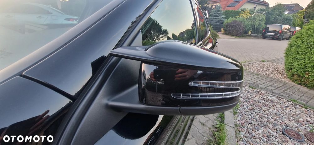 Mercedes-Benz GLA 45 AMG 4Matic 7G-DCT - 6