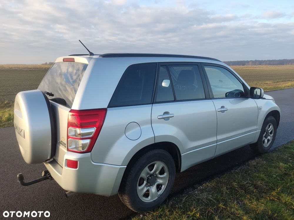Suzuki Grand Vitara 2.0 - 2