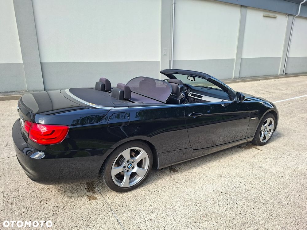 BMW Seria 3 320i - 9