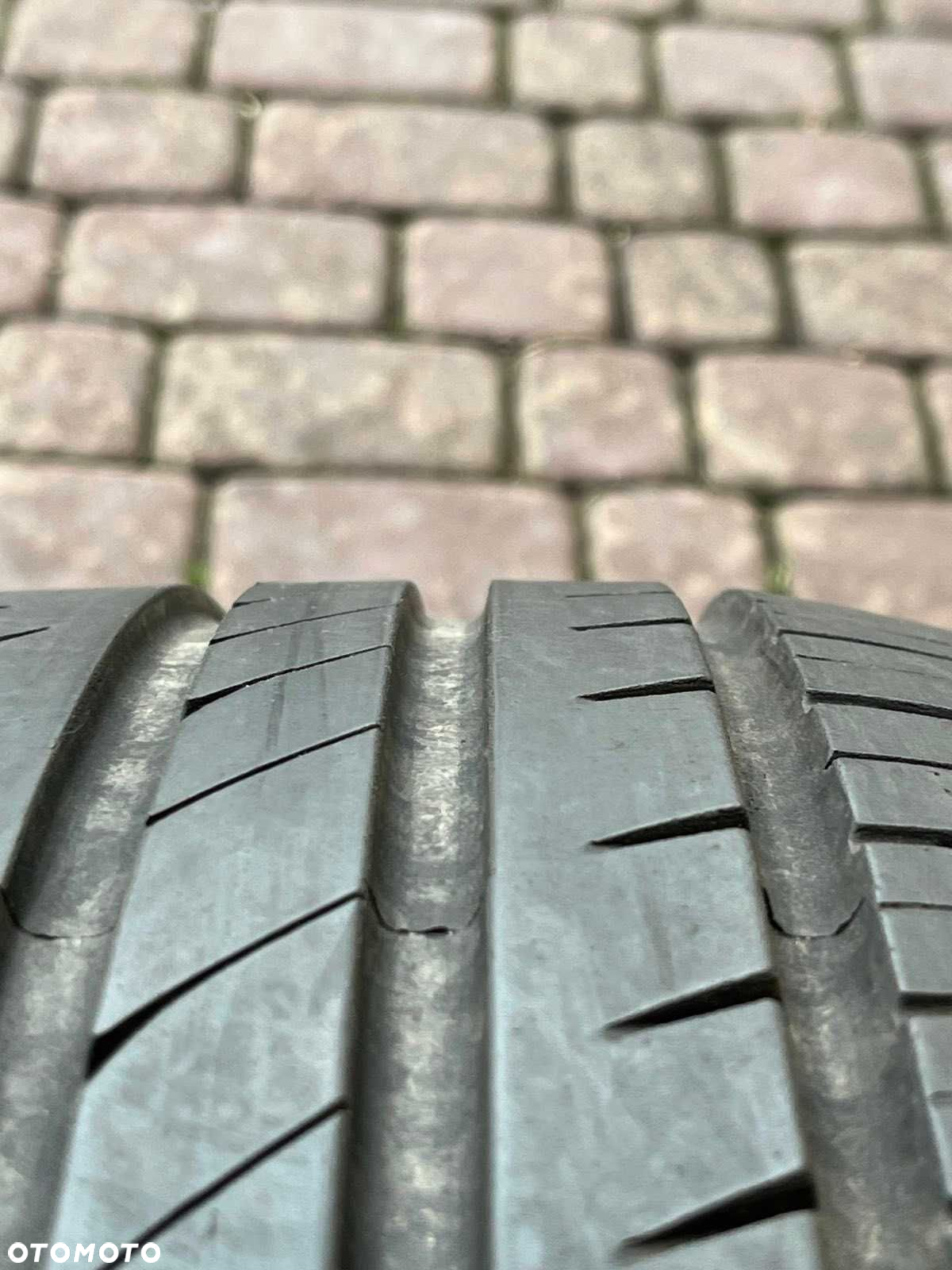 Opona Hankook Ventus Prime 2  225/45/17 91V ROK 2023 1x5,5mm - 2