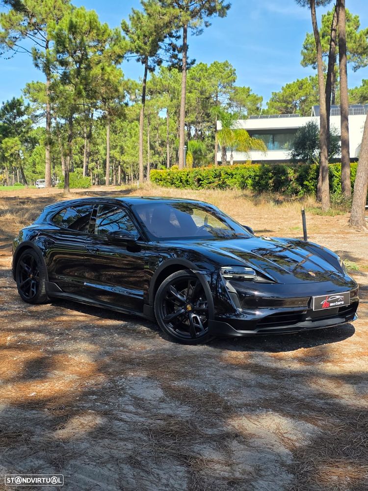 Porsche Taycan Cross Turismo 4 - 1
