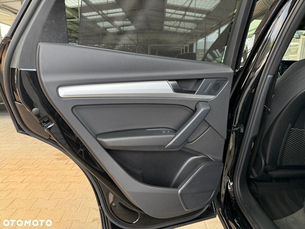 Audi Q5 Sportback - 11