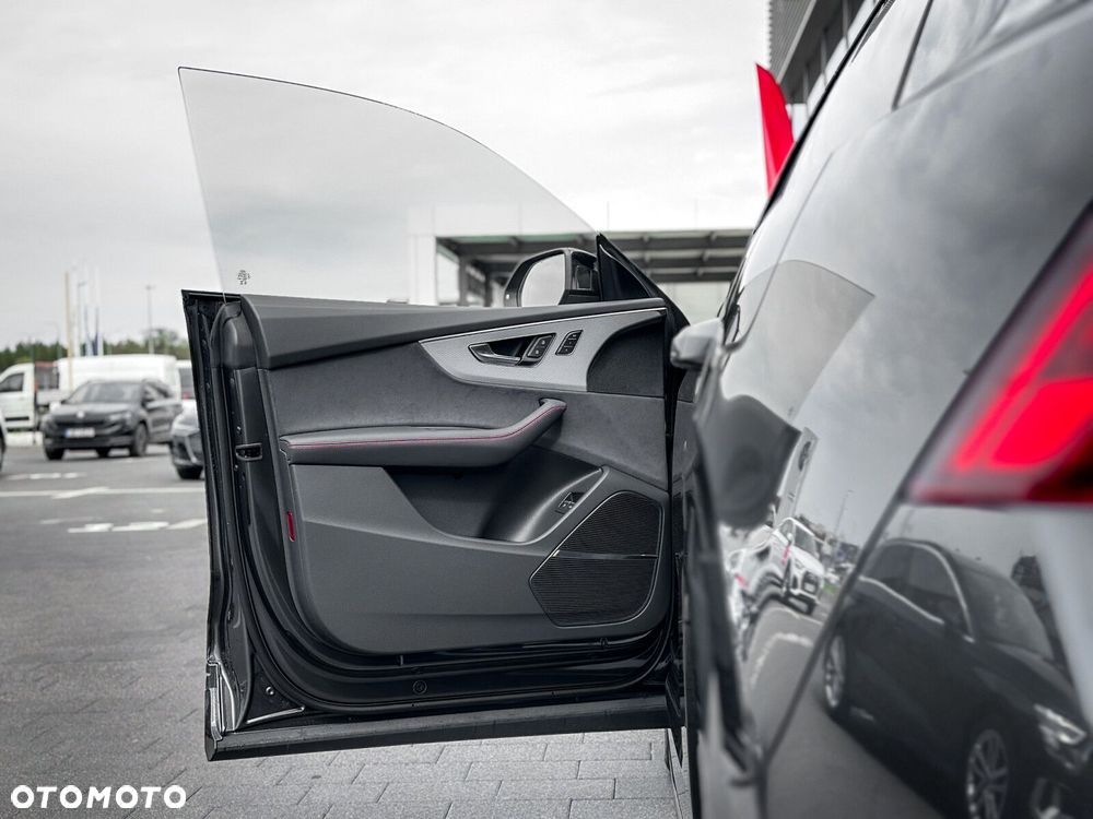 Audi Q8 - 14