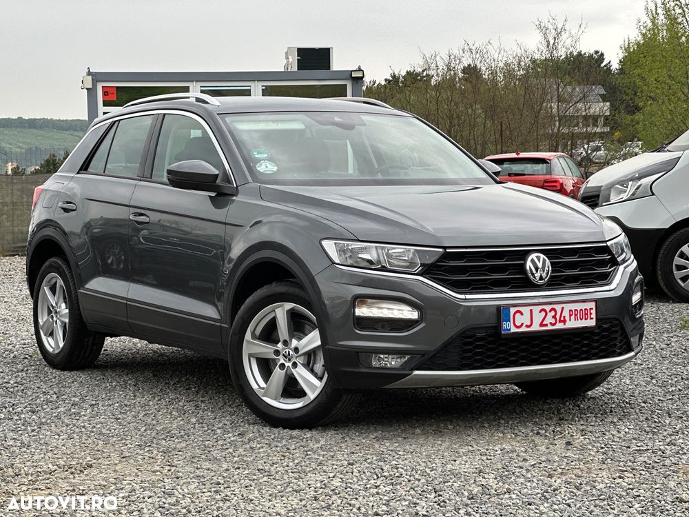 Volkswagen T-Roc - 12