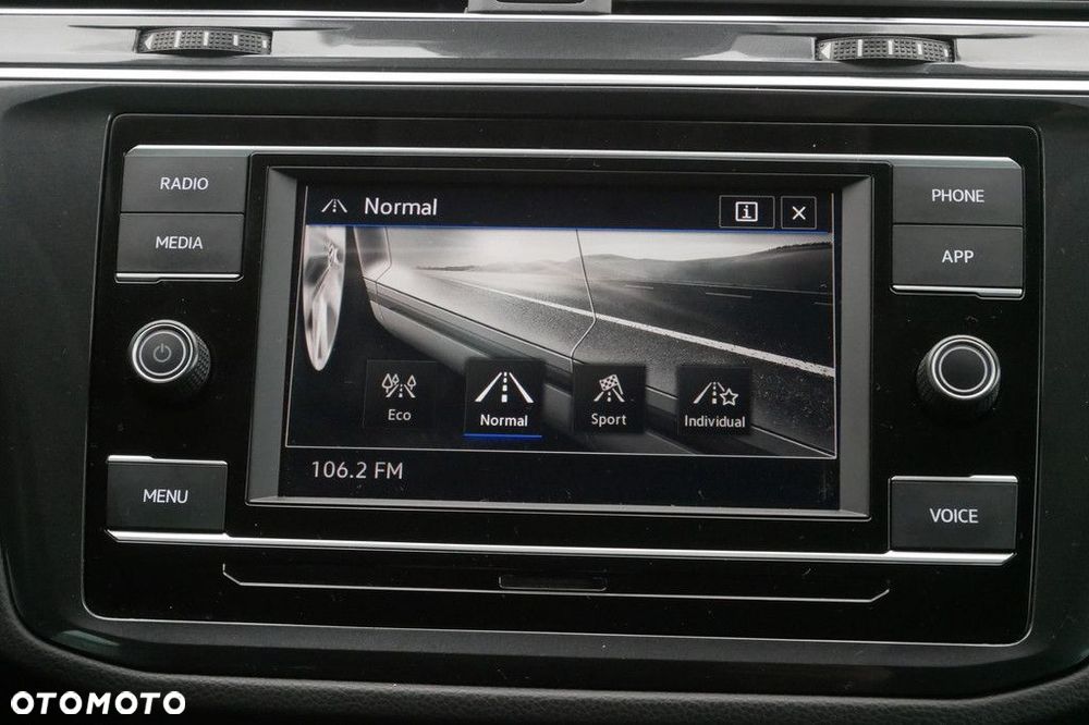 Volkswagen Tiguan 2.0 TSI 4Mot Life DSG - 21