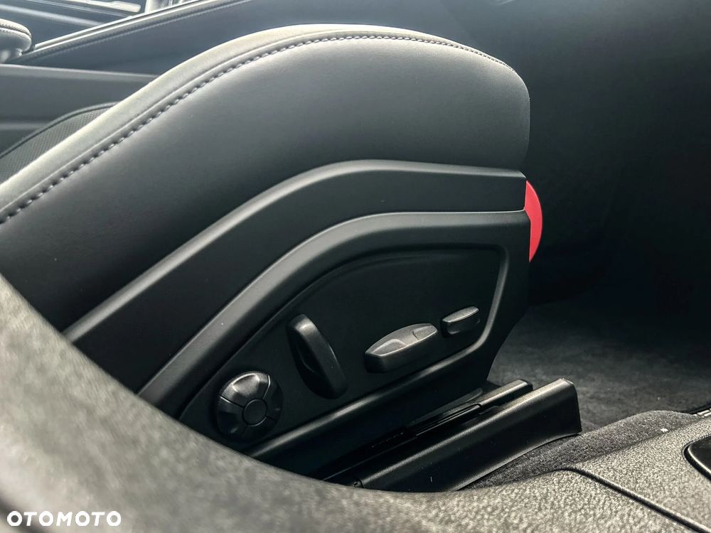 Porsche Panamera 4S E-Hybrid - 31